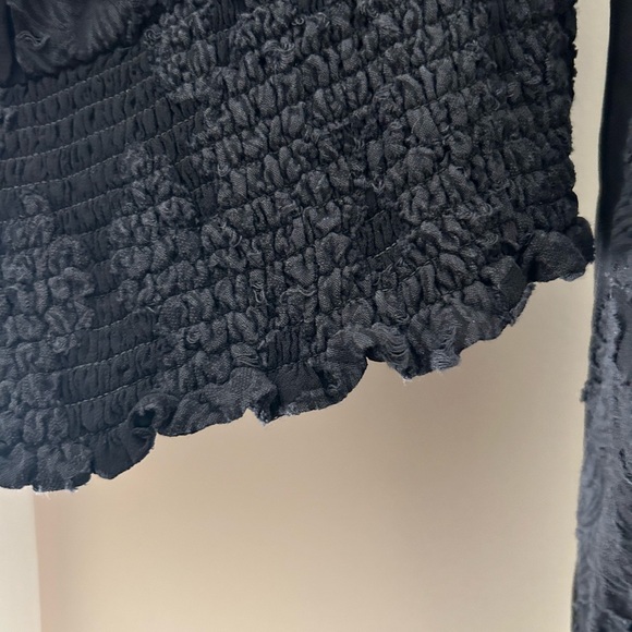 ARITZIA Wistful semi-sheer blouse - Picture 4 of 5